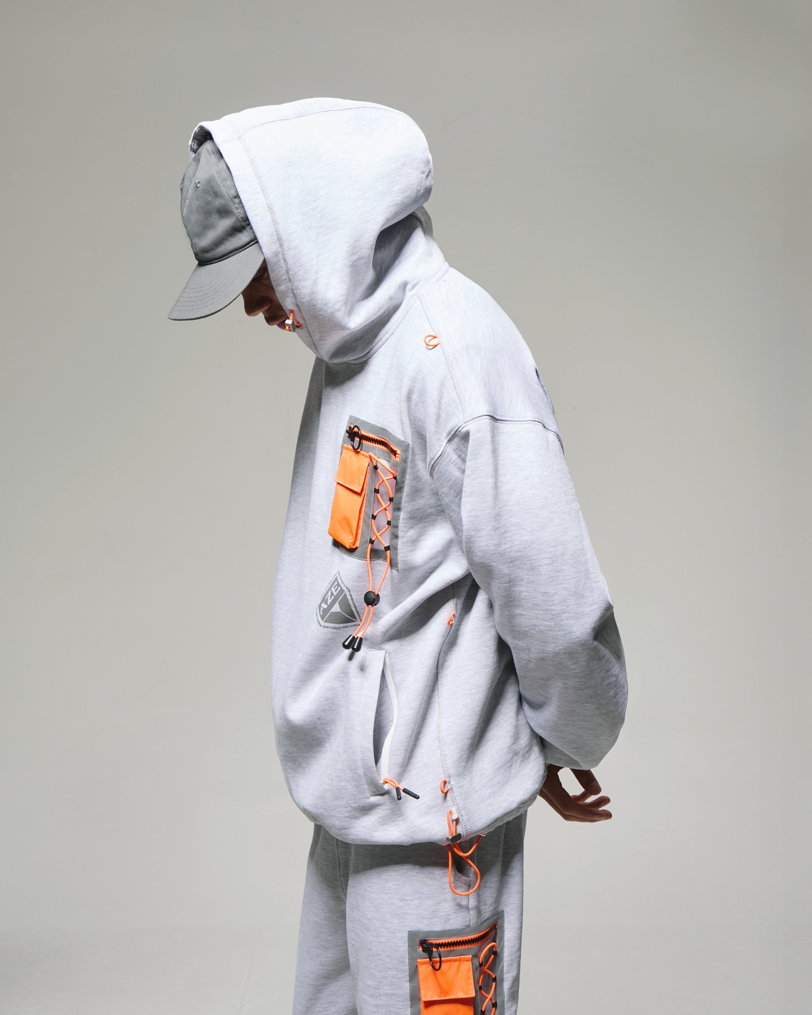 POCKET HOODIE