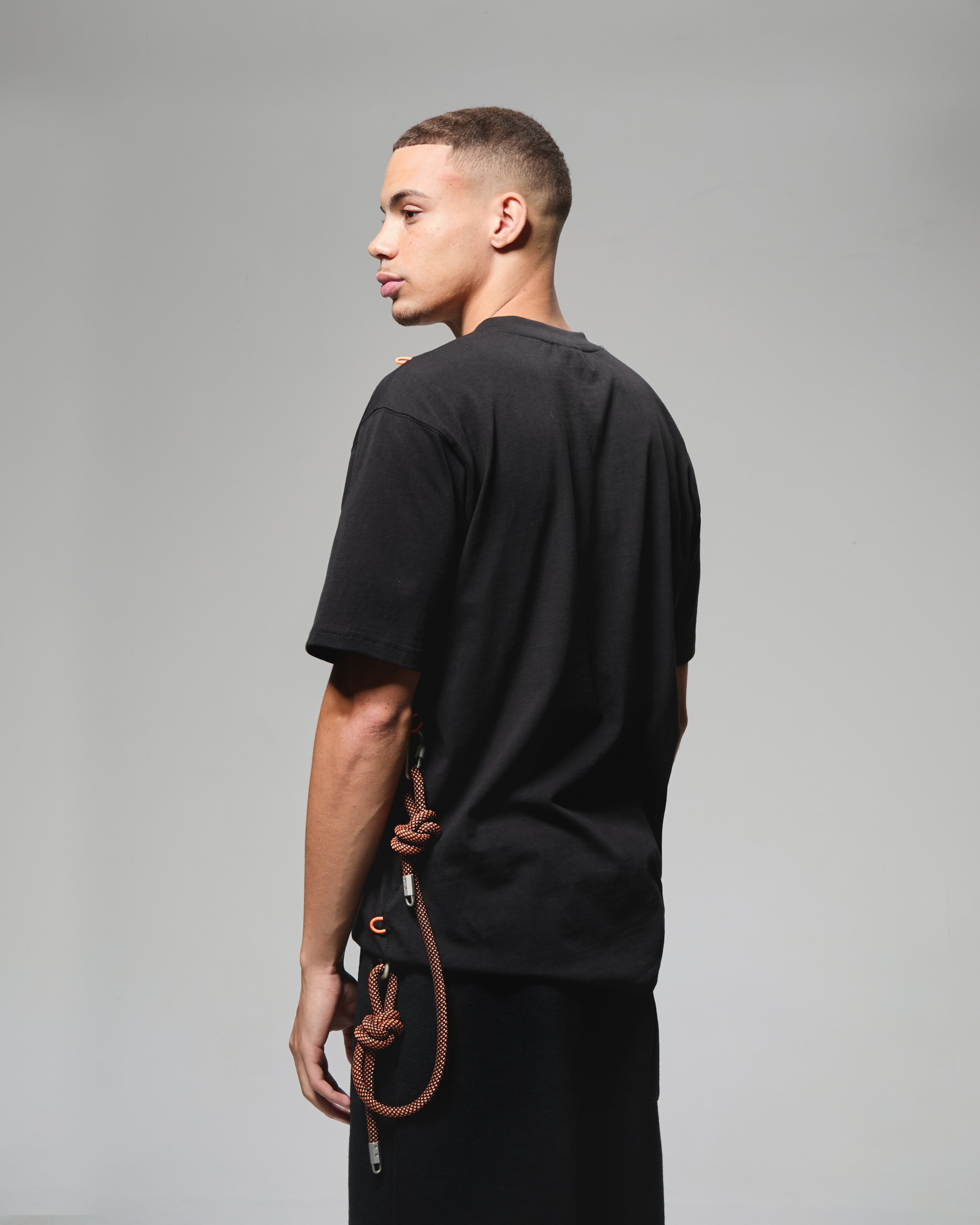 REFLECTIVE POCKET T-SHIRT