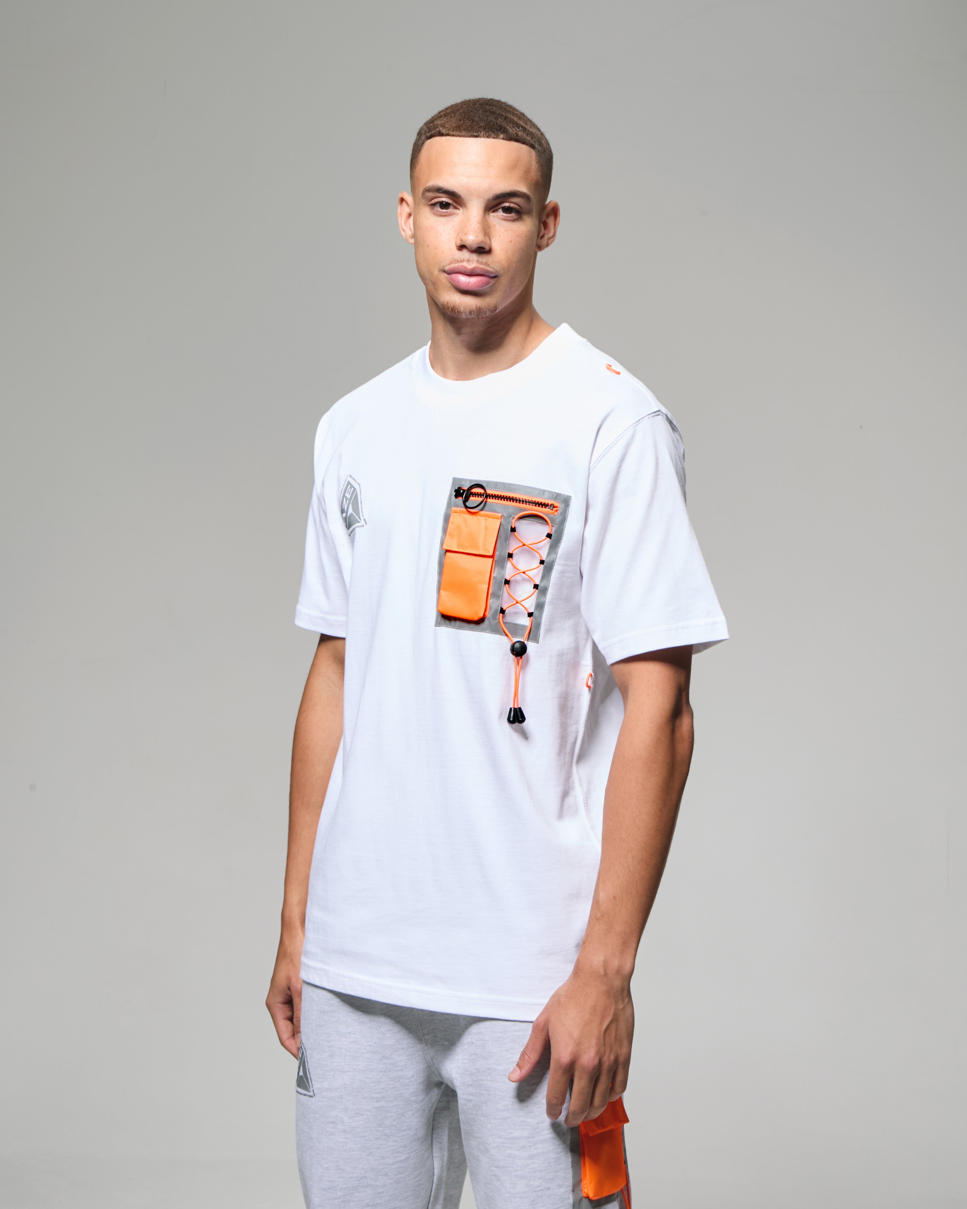 POCKET T-SHIRT