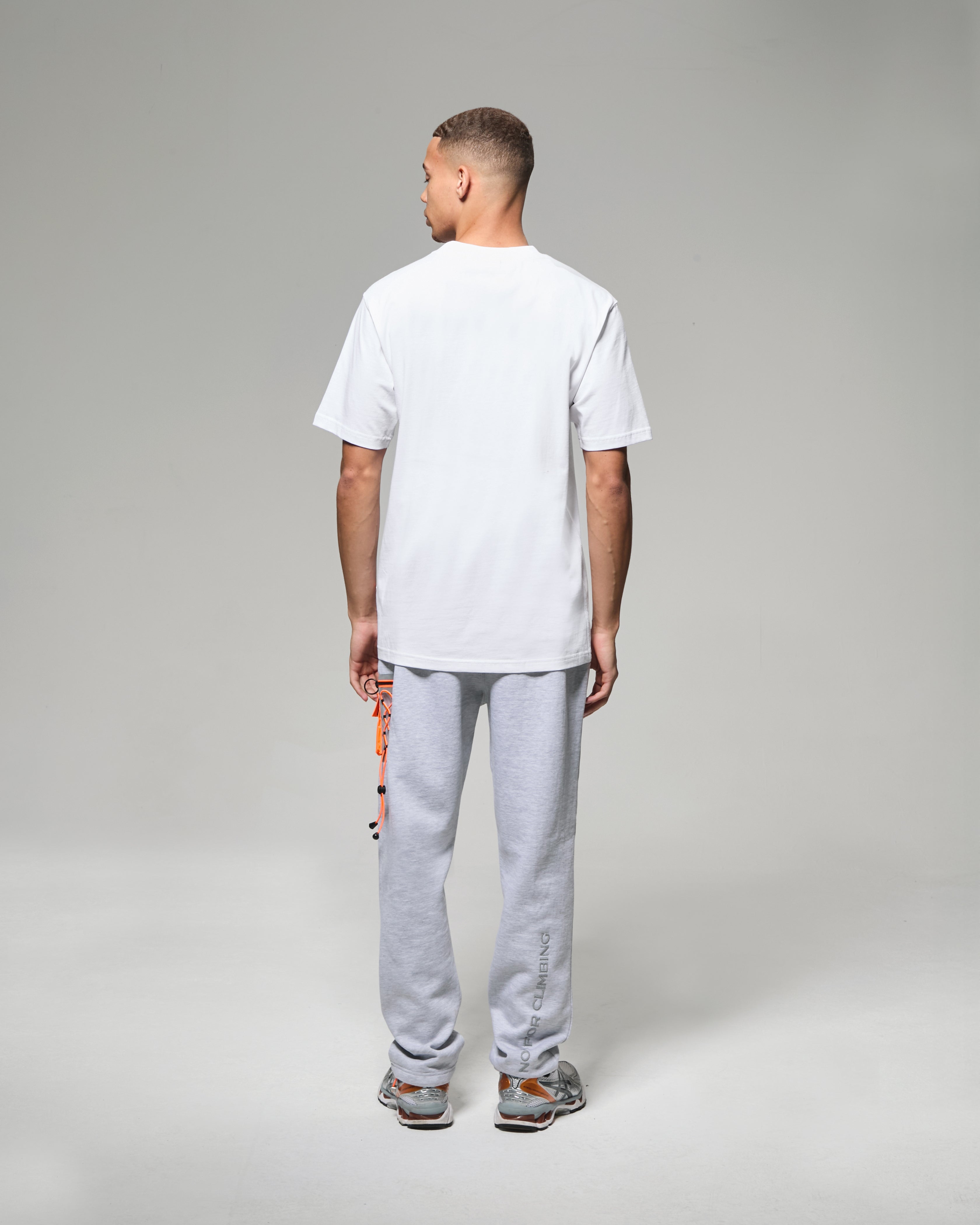 POCKET T-SHIRT