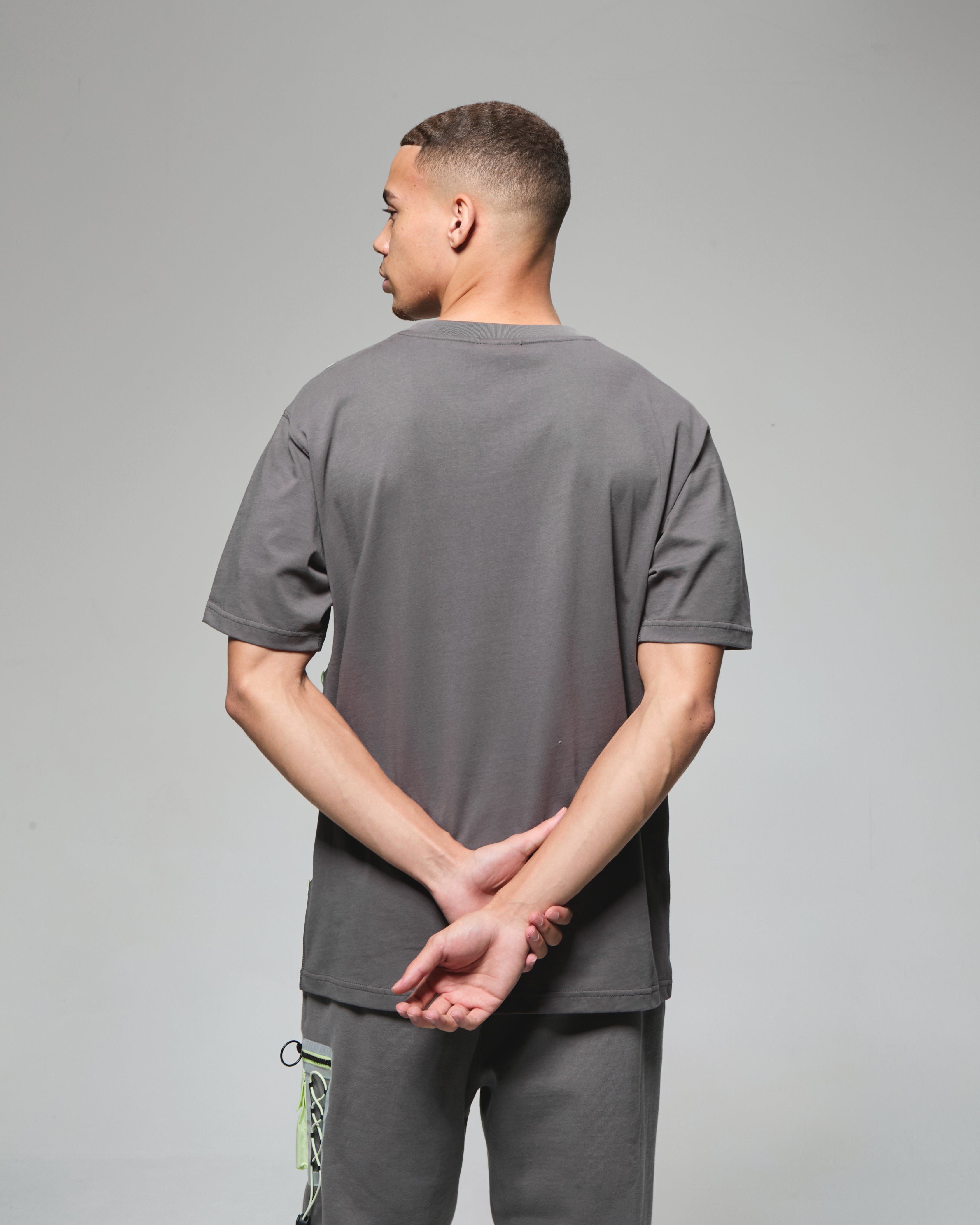 POCKET T-SHIRT