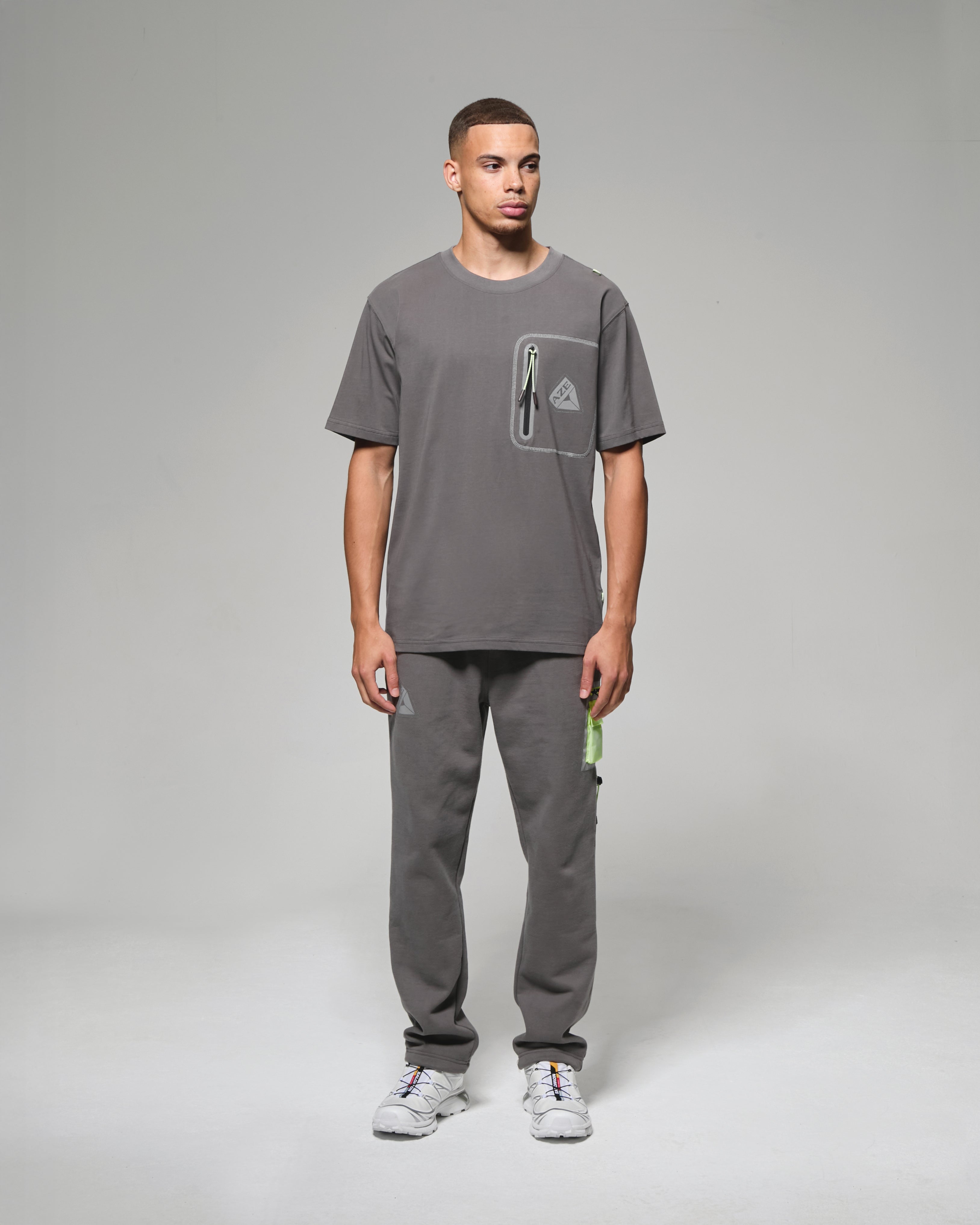 REFLECTIVE POCKET T-SHIRT