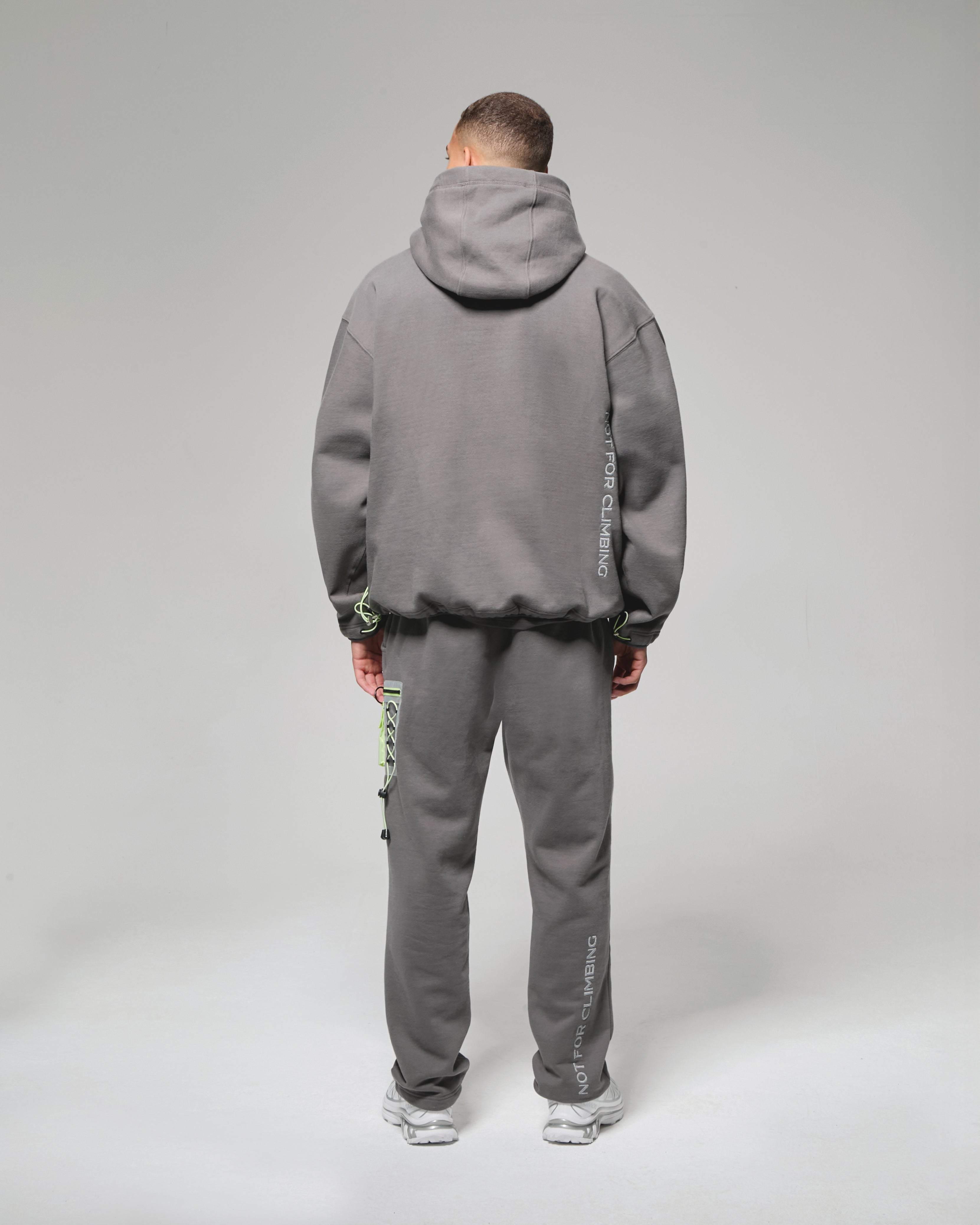 POCKET HOODIE