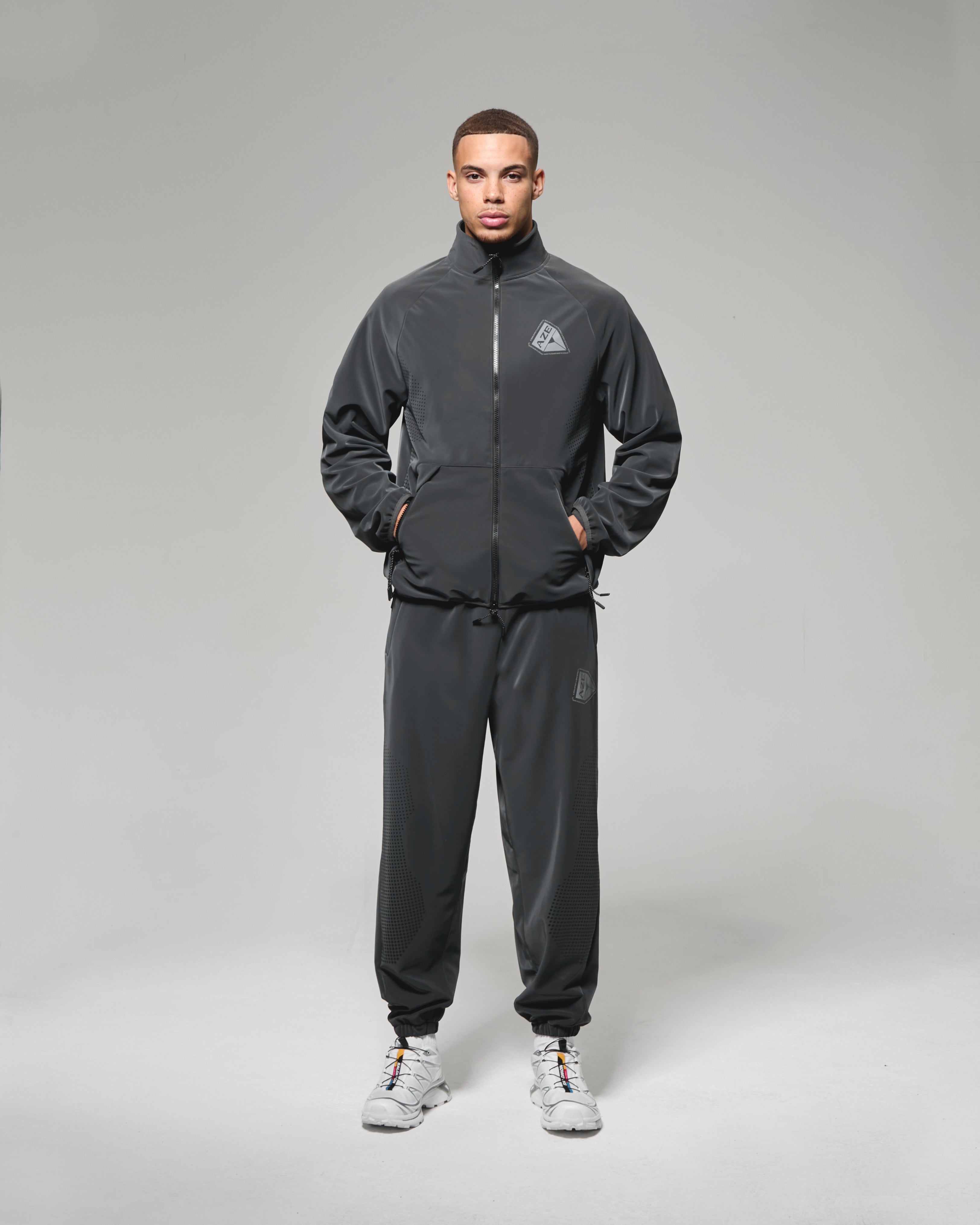 TRACK TOP