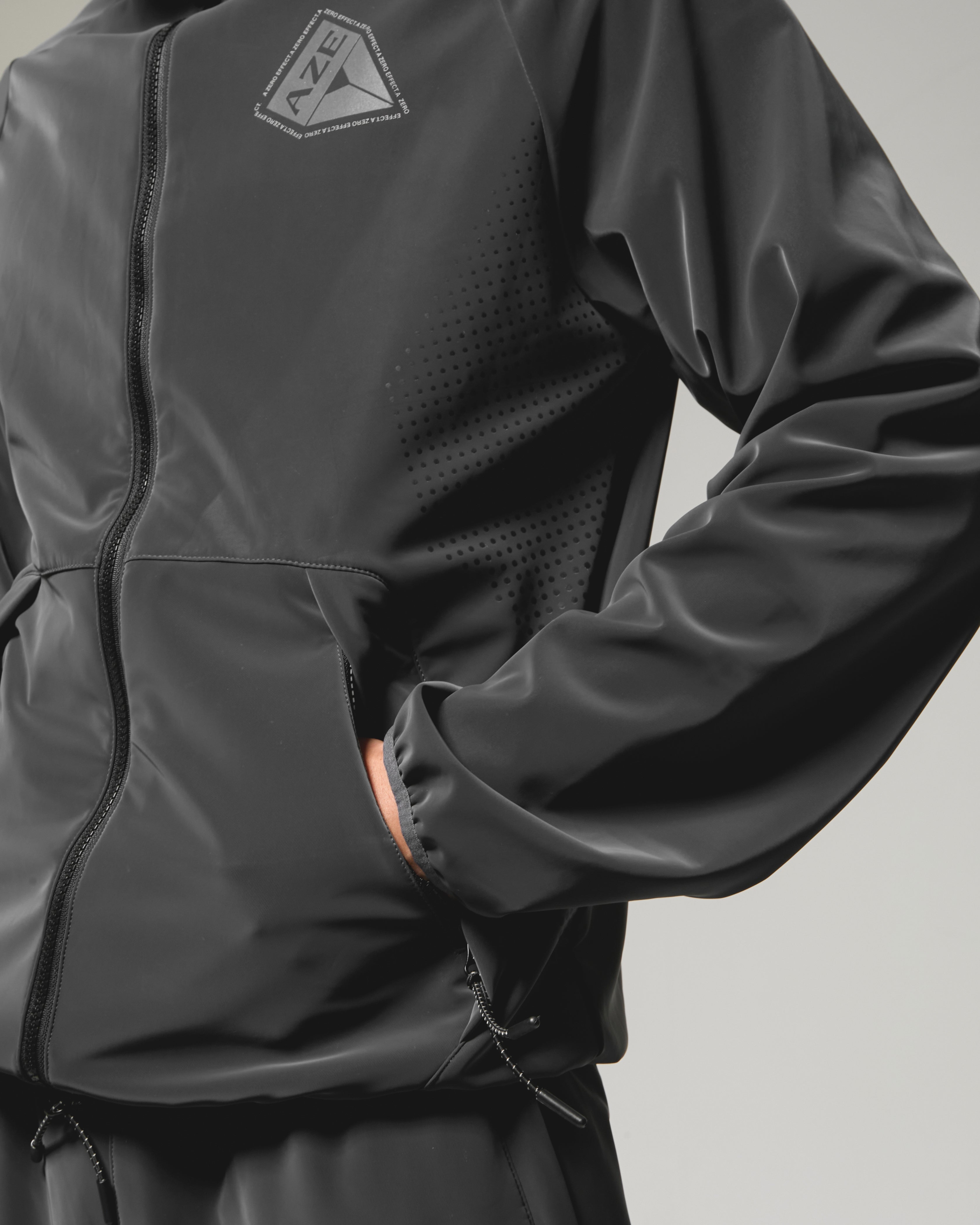TRACK TOP