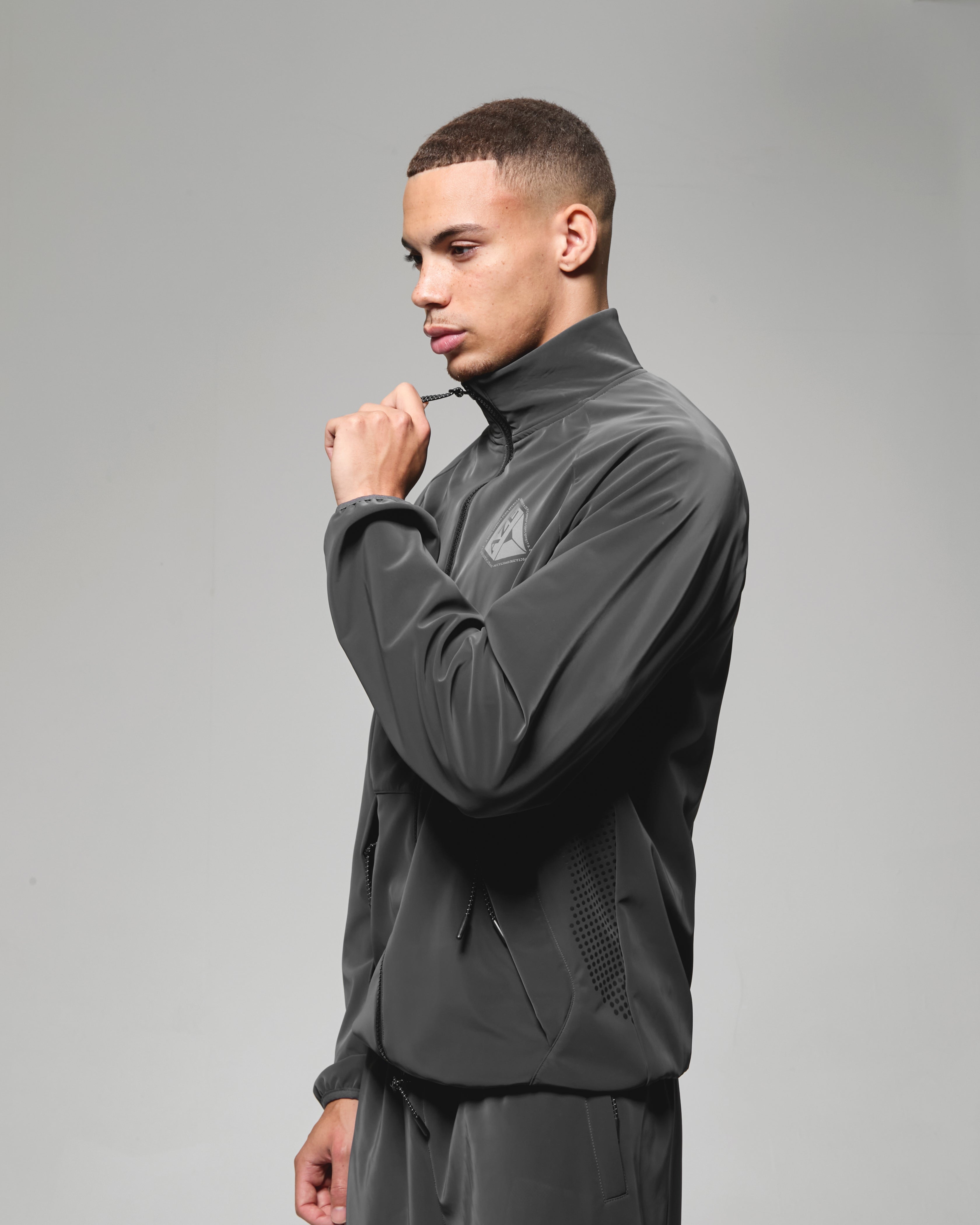 TRACK TOP